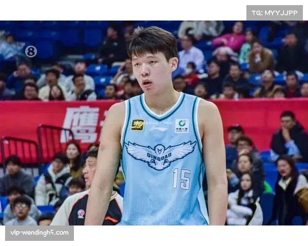 青岛米奇23分9篮板3盖帽 攻防一体成内线支柱 青岛米奇23分9篮板3盖帽 攻防一体成内线支柱